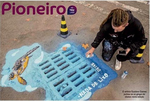 Reportagem do Pioneiro mostrando a pintura dos bueiros perto do Colégio São José